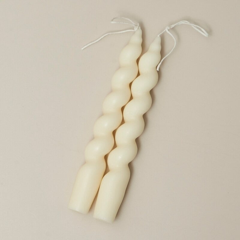 White spiral scented candles, 2 pieces