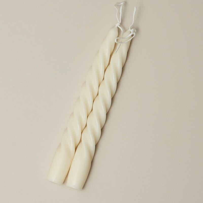 White spiral scented candles (2 pieces)